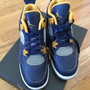 Air Jordan 4 retro blue/yellow *NWT*